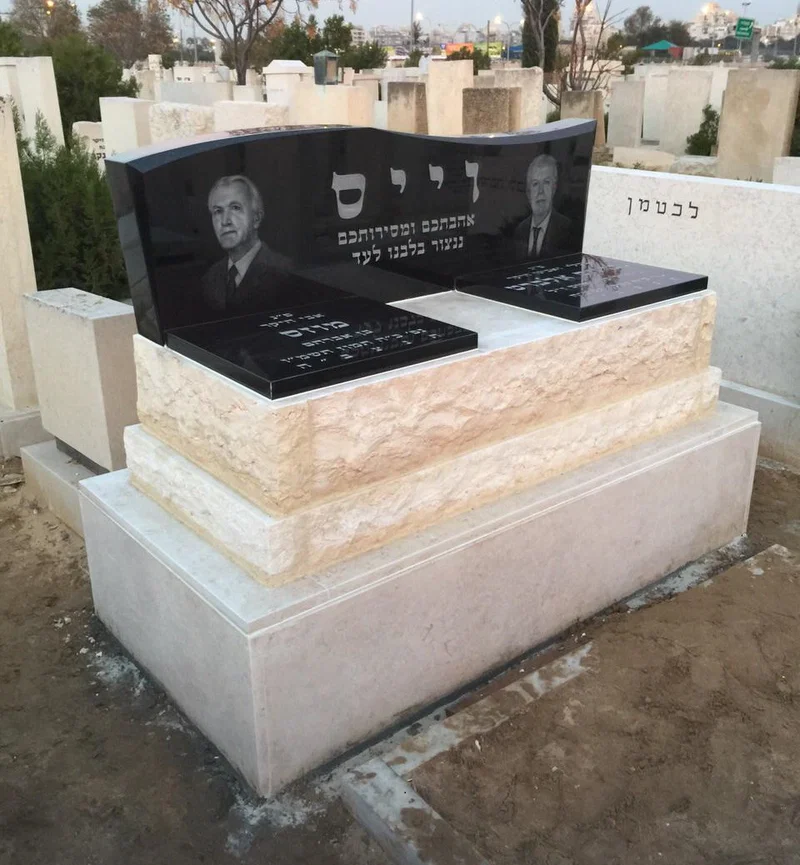 שיפוץ מצבות אבן וגרניט - דוגמה 7